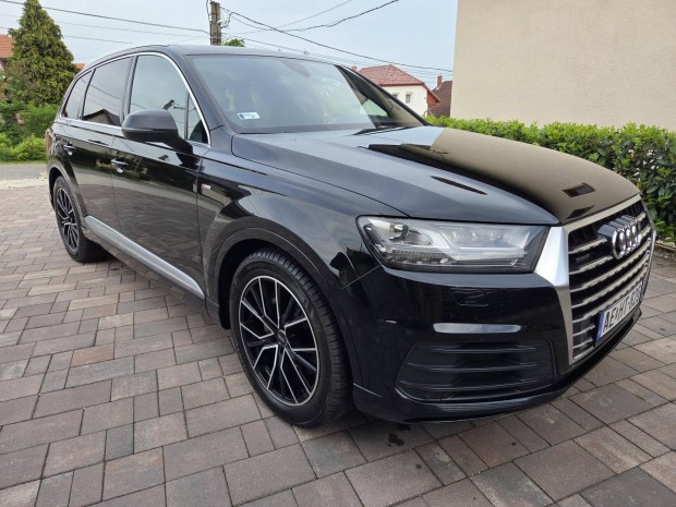 AUDI Q7 3.0 V6 TDI quattro Tiptronic ic [7 szem...
